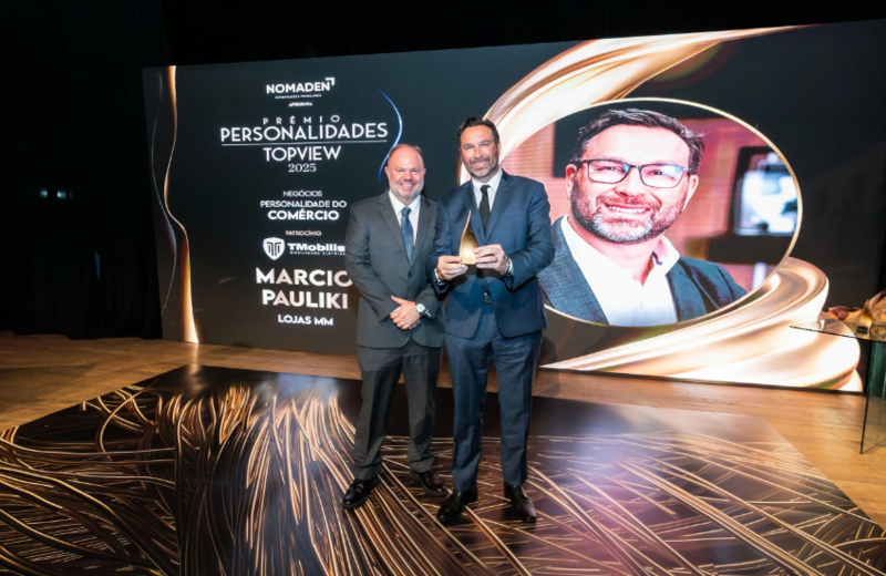 Marcio Pauliki, CEO do Grupo MM, é premiado como “Personalidade do Comércio” pela TOPVIEW